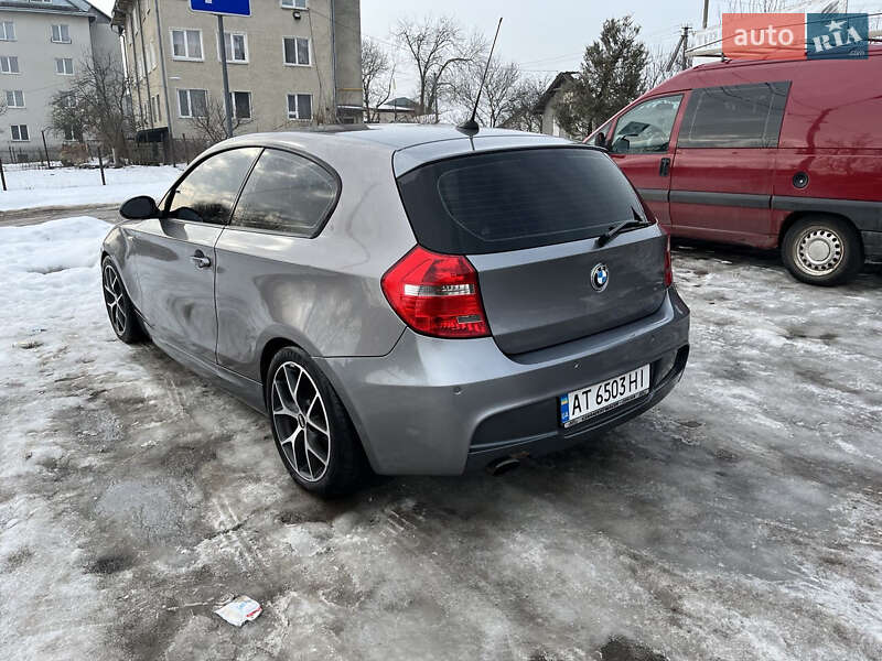Хэтчбек BMW 1 Series 2009 в Ивано-Франковске фото 5 Хэтчбек BMW 1 Series 2009 в Ивано-Франковске