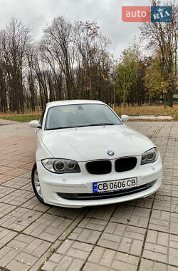 Хэтчбек BMW 1 Series 2008 в Киеве