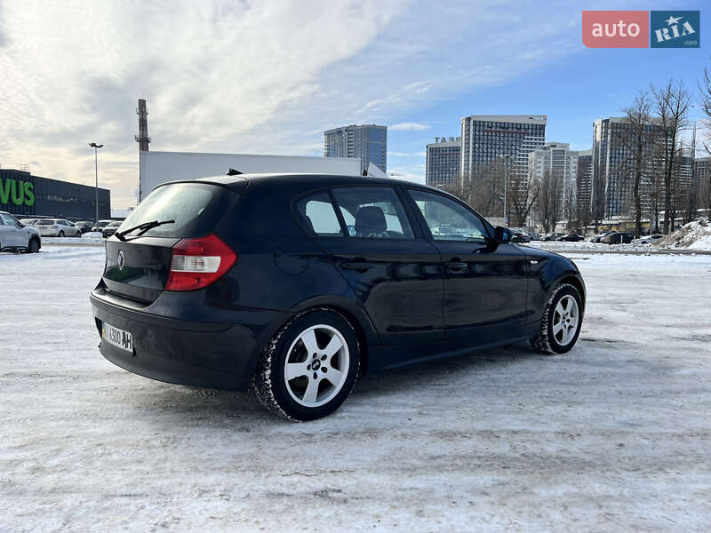 Хэтчбек BMW 1 Series 2006 в Киеве фото 2 Хэтчбек BMW 1 Series 2006 в Киеве