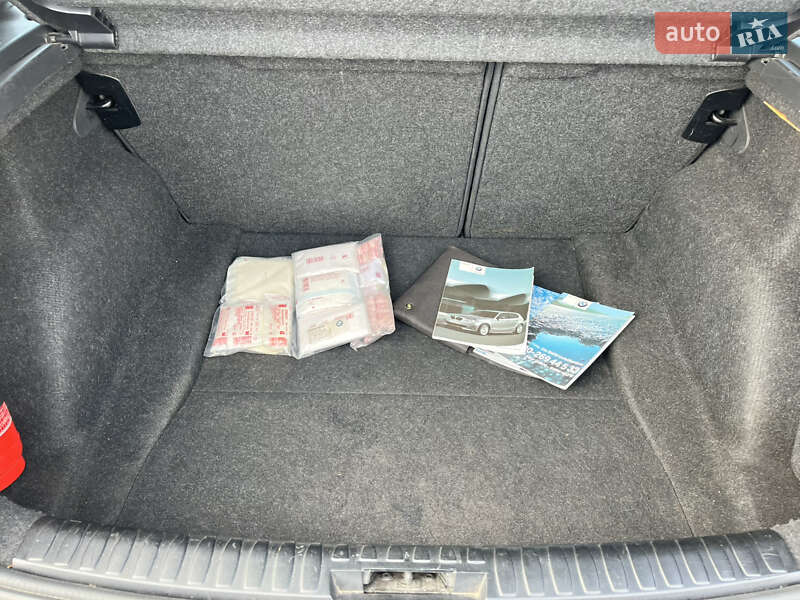 Хэтчбек BMW 1 Series 2006 в Киеве фото 15 Хэтчбек BMW 1 Series 2006 в Киеве