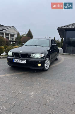 Хетчбек BMW 1 Series 2004 в Стрию