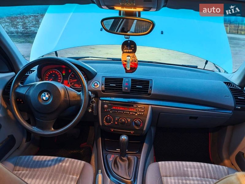 Хэтчбек BMW 1 Series 2006 в Бердичеве