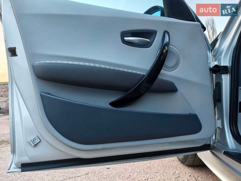 Хэтчбек BMW 1 Series 2006 в Бердичеве