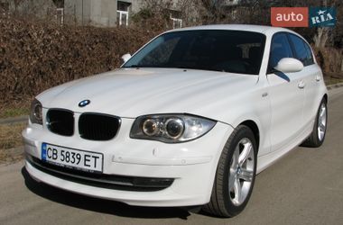 Хэтчбек BMW 1 Series 2008 в Киеве