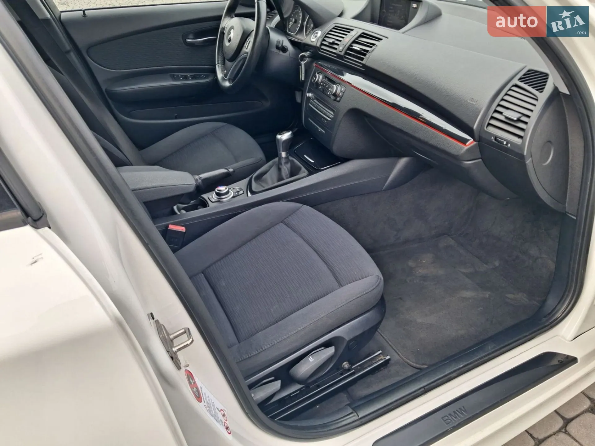 2010 BMW 1er - мініатюра 15