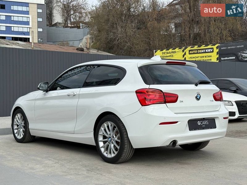 Хэтчбек BMW 1 Series 2017 в Киеве