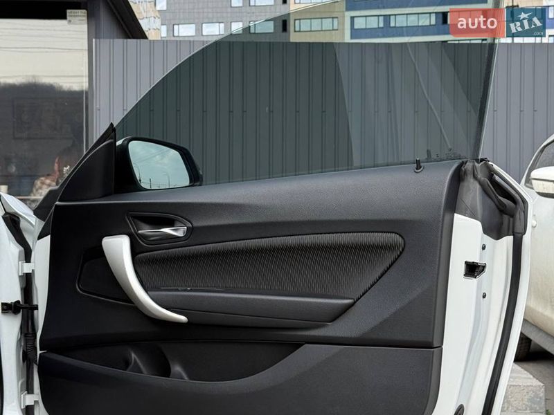 Хэтчбек BMW 1 Series 2017 в Киеве