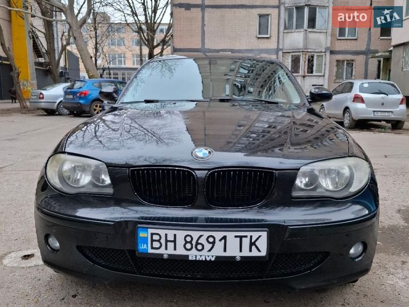 Хэтчбек BMW 1 Series 2006 в Одессе