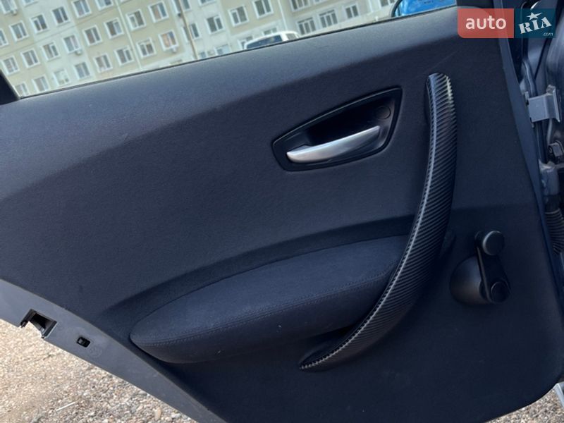 Хэтчбек BMW 1 Series 2006 в Одессе