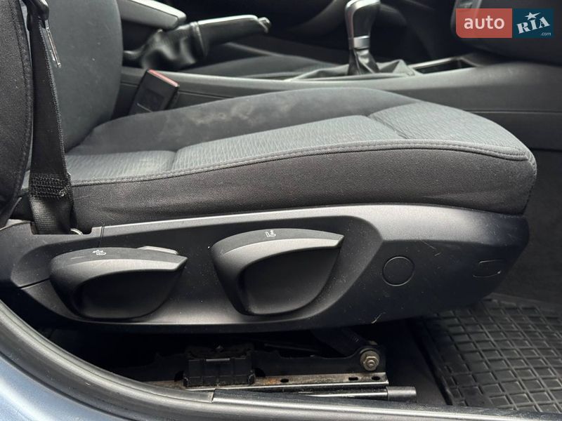 Хэтчбек BMW 1 Series 2011 в Ровно фото 57 Хэтчбек BMW 1 Series 2011 в Ровно