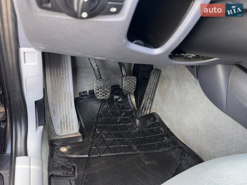 Хэтчбек BMW 1 Series 2006 в Киеве фото 15 Хэтчбек BMW 1 Series 2006 в Киеве