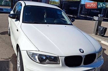 Хэтчбек BMW 1 Series 2008 в Львове