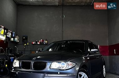Хетчбек BMW 1 Series 2008 в Харкові