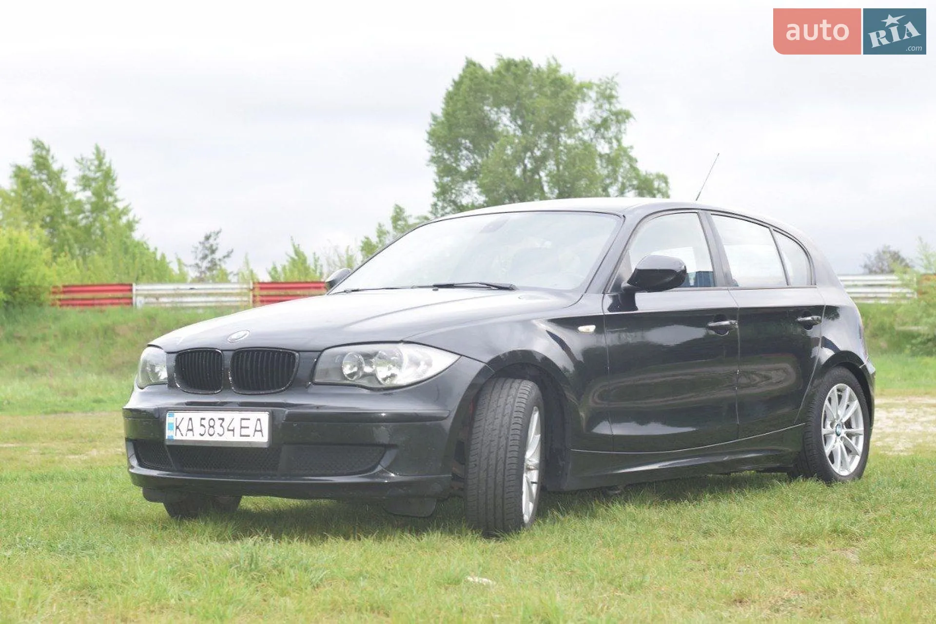 2010 BMW 1er - мініатюра 2