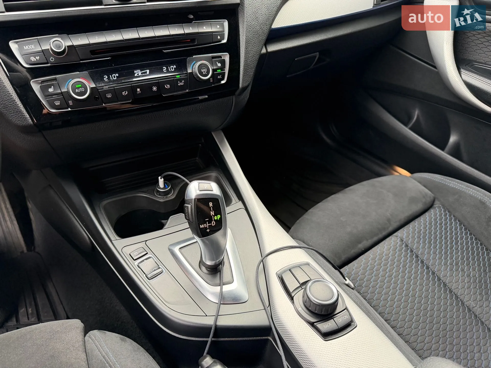 2016 BMW 1er - мініатюра 12