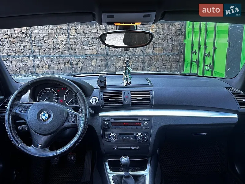 BMW 1 Series 2008 VIN WBAUE51060PZ27720 фото оголошення 22 з 63