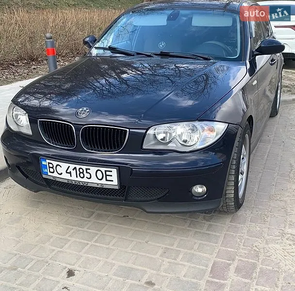 BMW 1 Series 2005