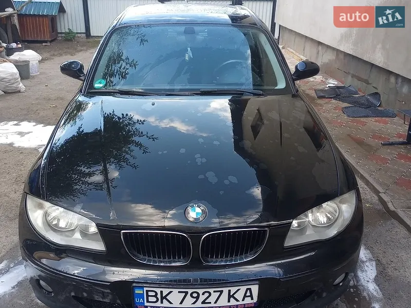 BMW 1 Series 2005