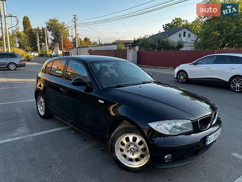 BMW 1 Series 2005