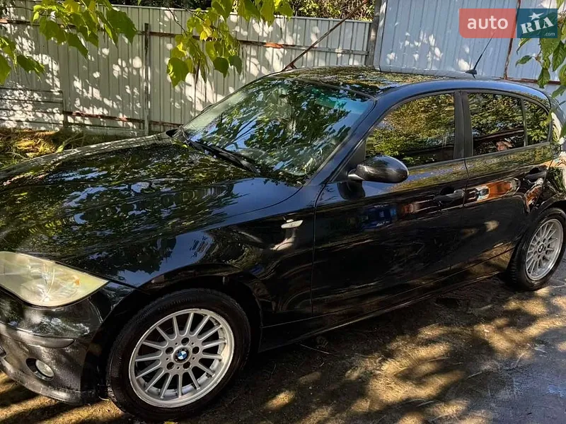 BMW 1 Series 2005