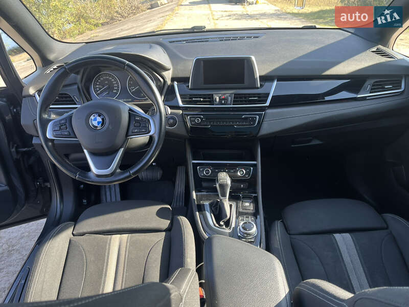 Мікровен BMW 2 Series Active Tourer 2016 в Києві фото 21 Мікровен BMW 2 Series Active Tourer 2016 в Києві