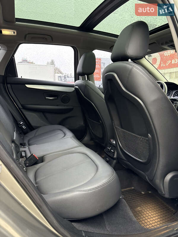 Мікровен BMW 2 Series Active Tourer 2016 в Києві фото 23 Мікровен BMW 2 Series Active Tourer 2016 в Києві