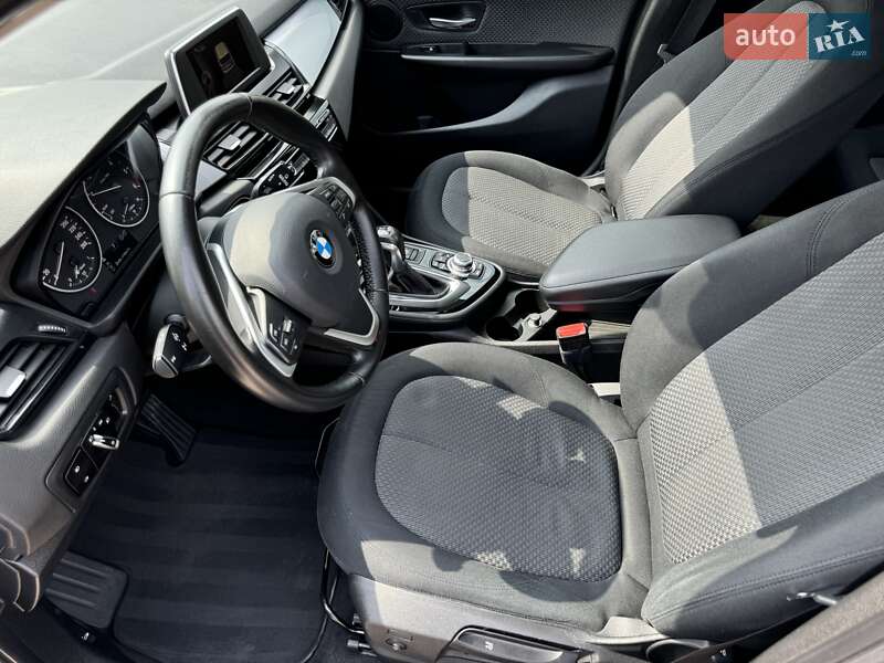 Минивэн BMW 2 Series Gran Tourer 2015 в Киеве фото 31 Минивэн BMW 2 Series Gran Tourer 2015 в Киеве