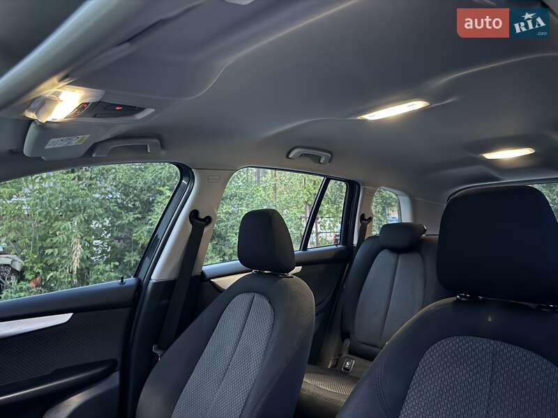 Минивэн BMW 2 Series Gran Tourer 2015 в Киеве фото 59 Минивэн BMW 2 Series Gran Tourer 2015 в Киеве