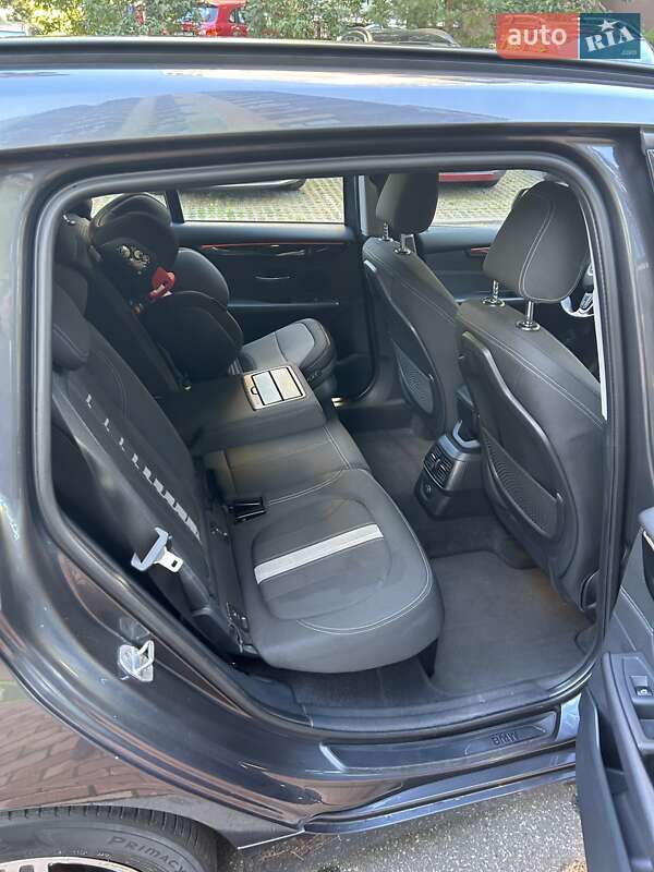 Минивэн BMW 2 Series Gran Tourer 2017 в Киеве фото 9 Минивэн BMW 2 Series Gran Tourer 2017 в Киеве