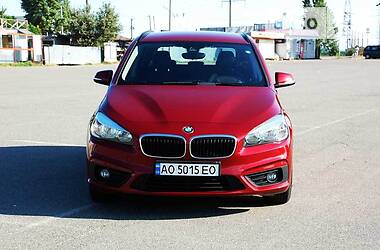 Хэтчбек BMW 2 Series 2015 в Киеве