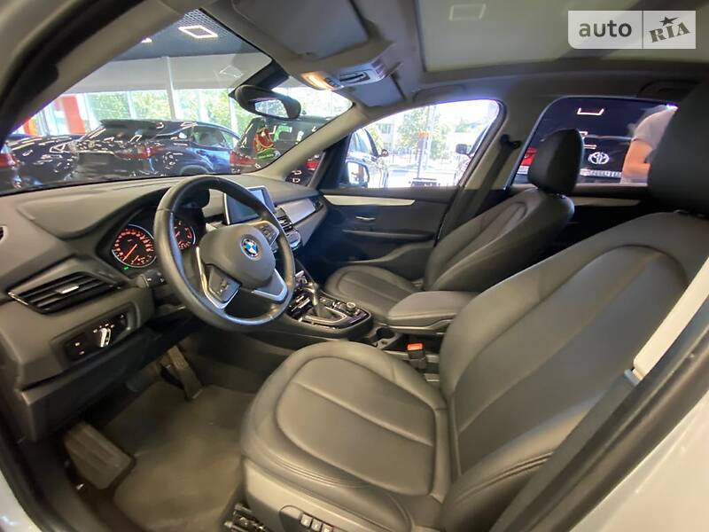 Хетчбек BMW 2 Series 2015 в Одесі