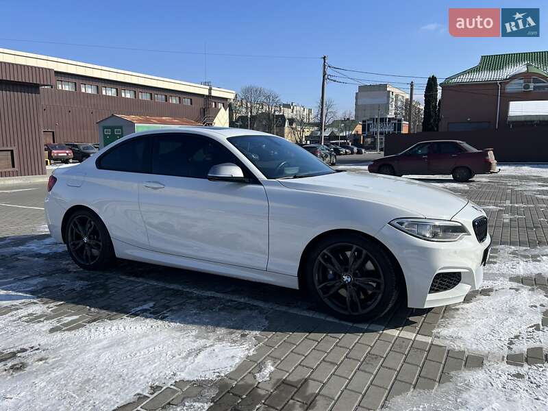 Купе BMW 2 Series 2015 в Черкасах
