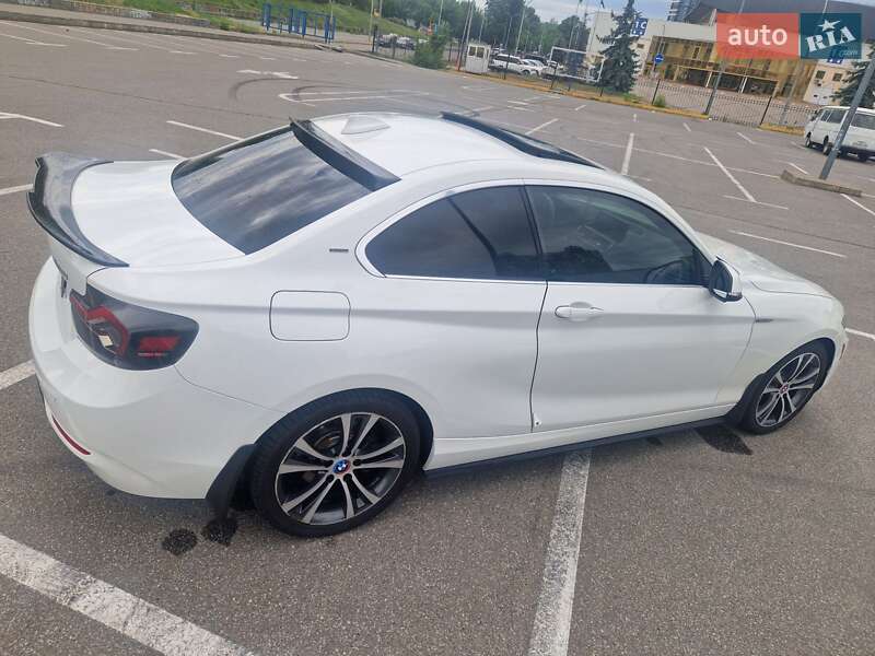 Купе BMW 2 Series 2016 в Києві