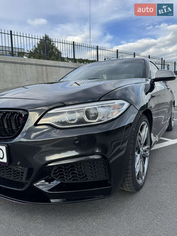 Купе BMW 2 Series 2015 в Киеве