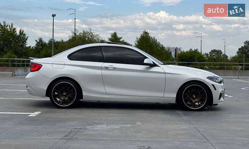 Купе BMW 2 Series 2014 в Києві