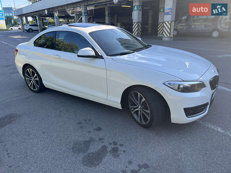 Купе BMW 2 Series 2015 в Києві