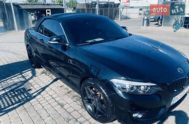 Кабриолет BMW 2 Series 2017 в Летичеве