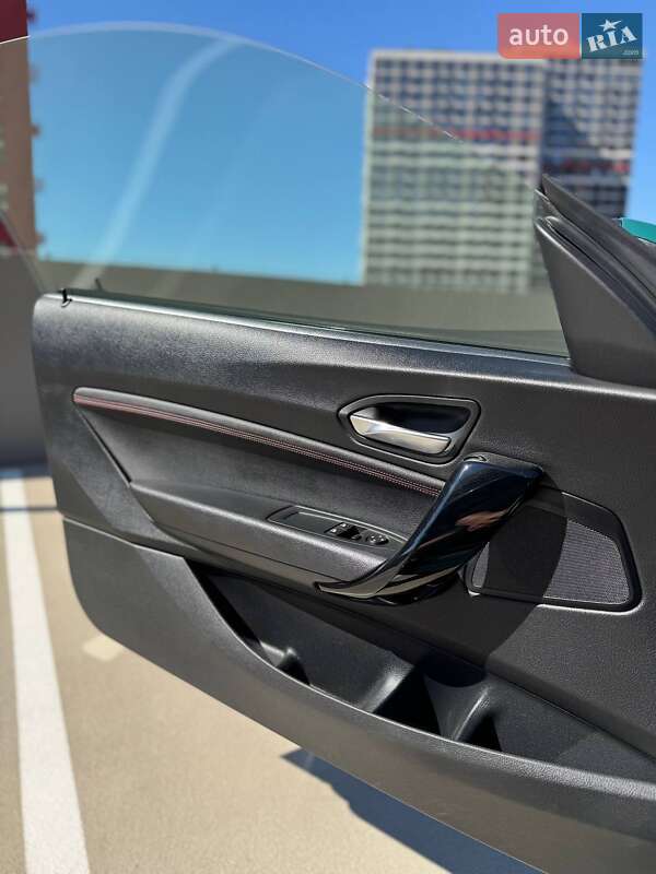 Купе BMW 2 Series 2017 в Києві фото 24 Купе BMW 2 Series 2017 в Києві