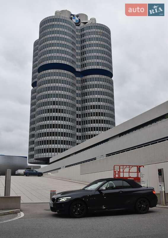 Кабриолет BMW 2 Series 2017 в Киеве фото 13 Кабриолет BMW 2 Series 2017 в Киеве