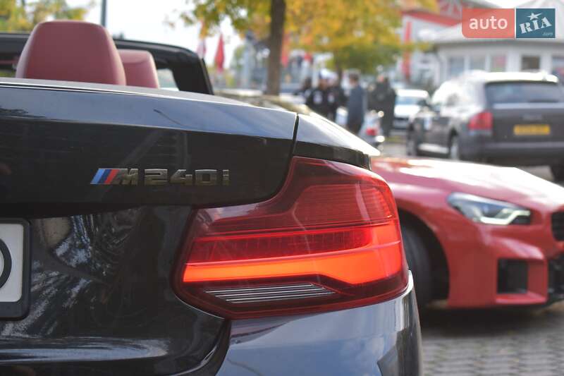 Кабриолет BMW 2 Series 2017 в Киеве фото 29 Кабриолет BMW 2 Series 2017 в Киеве