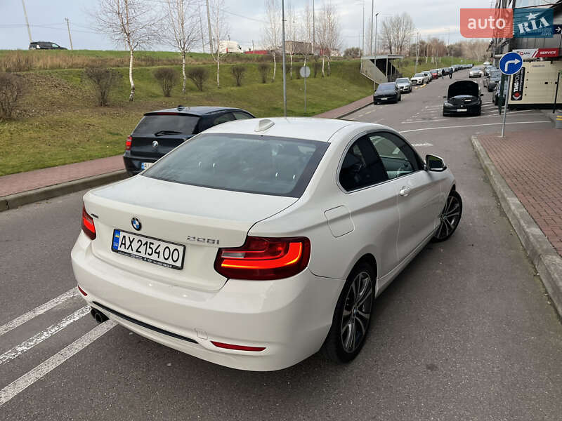 Купе BMW 2 Series 2015 в Киеве