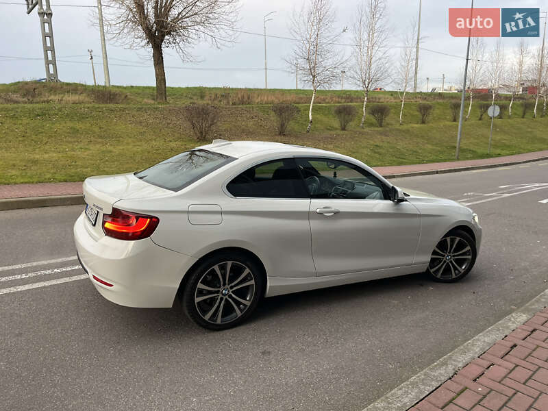Купе BMW 2 Series 2015 в Киеве
