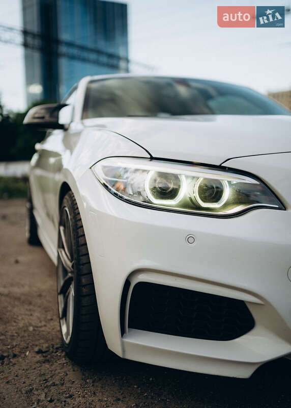 Купе BMW 2 Series 2017 в Киеве фото 22 Купе BMW 2 Series 2017 в Киеве