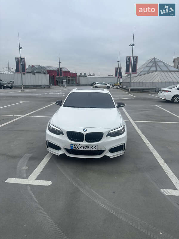 Купе BMW 2 Series 2015 в Киеве