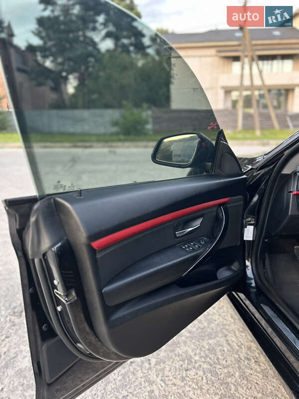 Ліфтбек BMW 3 Series GT 2014 в Вараші фото 12 Ліфтбек BMW 3 Series GT 2014 в Вараші