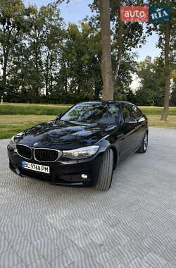 Ліфтбек BMW 3 Series GT 2013 в  фото 12 Ліфтбек BMW 3 Series GT 2013 в