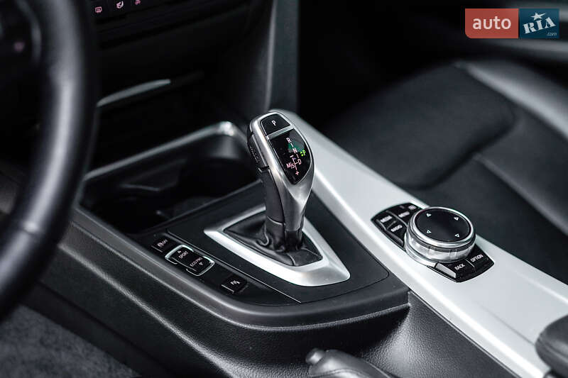 Ліфтбек BMW 3 Series GT 2013 в Львові фото 21 Ліфтбек BMW 3 Series GT 2013 в Львові