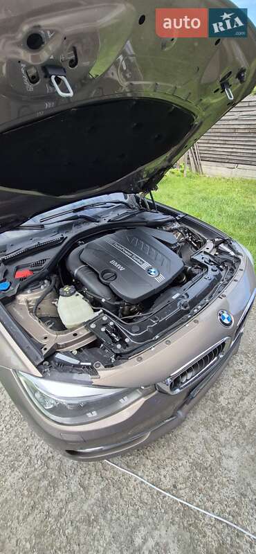 Лифтбек BMW 3 Series GT 2016 в Киеве фото 12 Лифтбек BMW 3 Series GT 2016 в Киеве