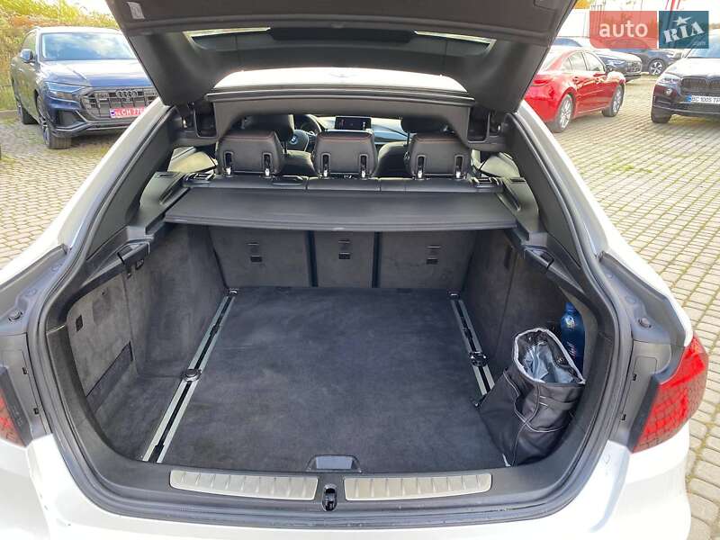 Ліфтбек BMW 3 Series GT 2013 в Львові фото 28 Ліфтбек BMW 3 Series GT 2013 в Львові