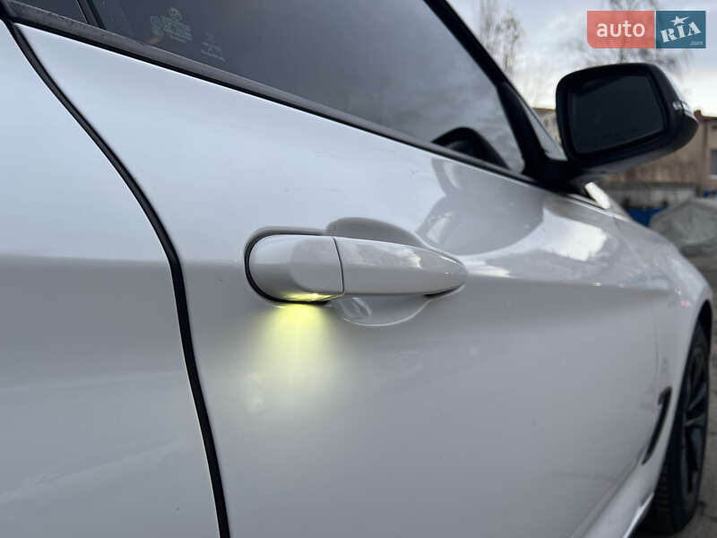 Ліфтбек BMW 3 Series GT 2014 в Вишневому фото 23 Ліфтбек BMW 3 Series GT 2014 в Вишневому